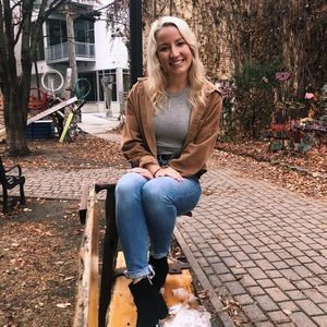 Meet your Posher, Kora